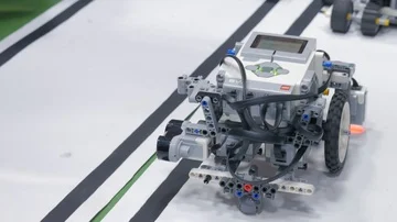 Competition of self-made robots among school students. Stock Footage 85716505