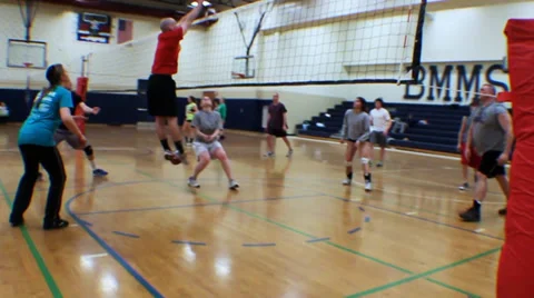 Competitive Volleyball in Reverse Slow Motion 스톡 동영상 36593011