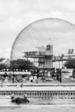 Competitor Getting ready by Doing a Wet Warm-up 스톡 사진