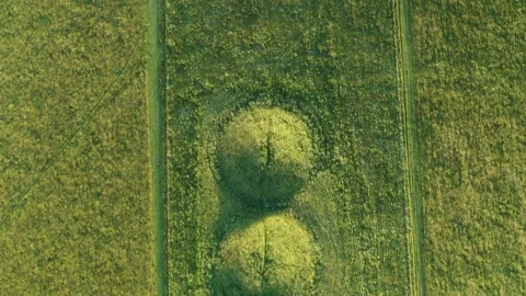 Complete Overhead Drone Clip, Cursus Burial Mounds, Stonehenge, Wiltshire 4K Stock-Footage 201953998
