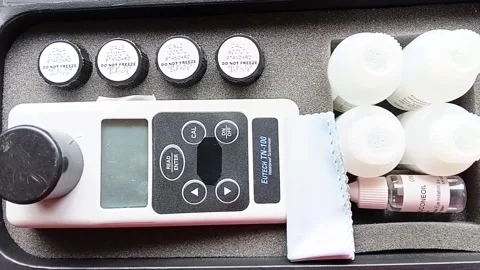 Complete Turbidity Meter Kit With Calibration Cells Видео 335084828