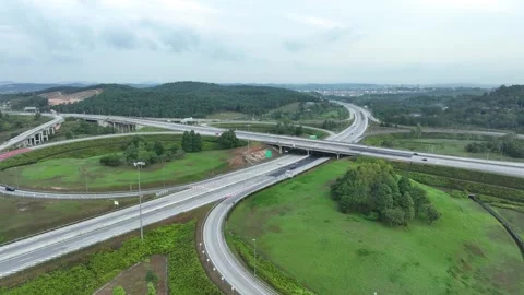 Complex Highway Interchange at Rawang, Malaysia 005 Aerial View Stockbeeldmateriaal 329474294