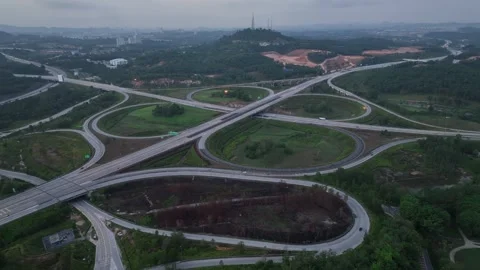 Complex Highway Interchange in Rawang, Malaysia 動画素材 329475762