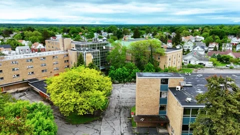 Complex Looms - Syracuse, NY Видео 335796408