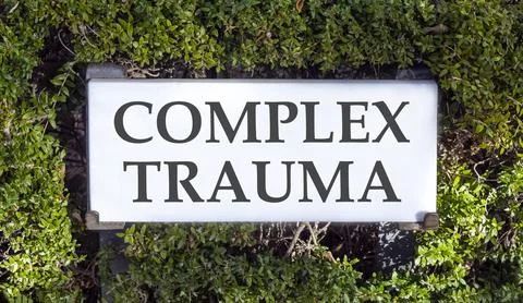 Complex trauma words symbol. Concept words Complex trauma on beautiful whit.. Stockfoto's