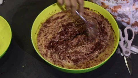 Component ingredients of rice paste, onion, garlic, chili flakes, and ginger  Video stock 172427951