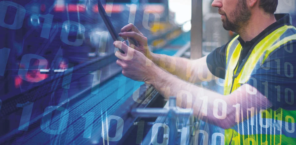 Composite image of binary code on blue circuit board Foto stock