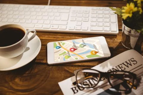 Composite image of navigation pointers with various representations on map Foto stock