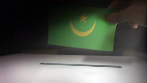 Compositing Hand Voting To Flag OF Mauritania  Stock-Footage 149157114