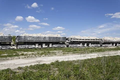 Composition of freight train cars operating on chalk mining Foto stock