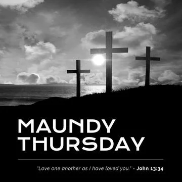 Composition of maundy thursday text over crosses and sky with clouds Foto stock