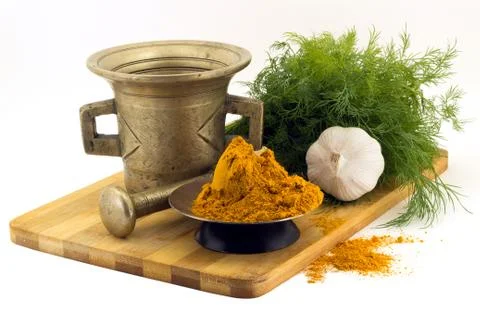 Composition of spices, Imerin saffron, dill, garlic, vintage spice grinder .. Foto stock