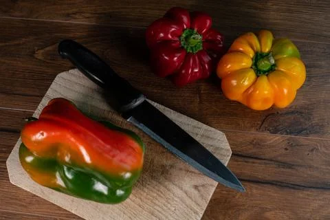 Composition of vegetables with bark and cutting board Foto stock