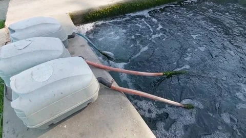 The compressor pumps air into the pool 스톡 동영상 332808619