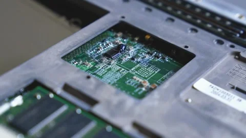 Computer Bug Crawling on Circuit Board in 4K Ultra HD 스톡 동영상 318367349