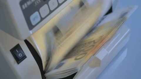 Computer counts 200 euro bills Stock Footage 106239544