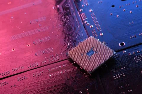 Computer cpu processor chip on circuit board ,motherboard background. Close-u Foto stock