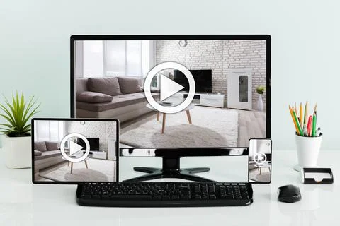 Computer Desktop With Digital Tablet And Mobilephone On Desk Stock-Fotos