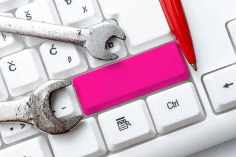 Computer Engineering Concept, Abstract Repairing Broken Keyboard, Safe Web... Foto stock