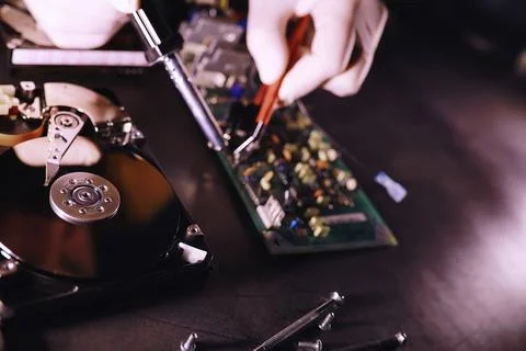 Computer equipment. Repair of PC components. Hard drive for restoration in .. Foto stock