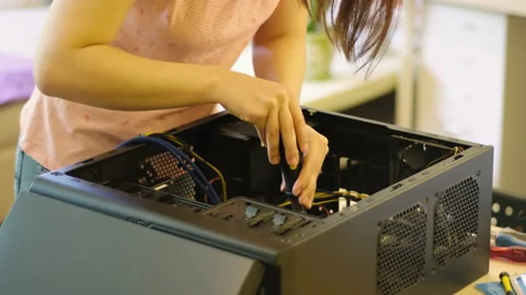 Computer fix 動画素材 132075706