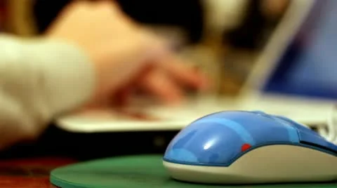 Computer Stock-Footage 11007144