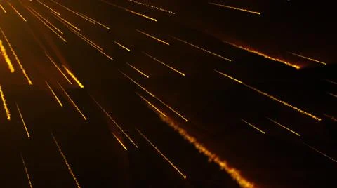 Computer generated flying comets with long tails. 3d rendering many particle of Illustrazione stock