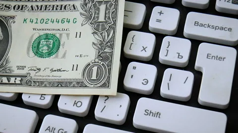 Computer keyboard with dollar Vídeos de archivo 68350056