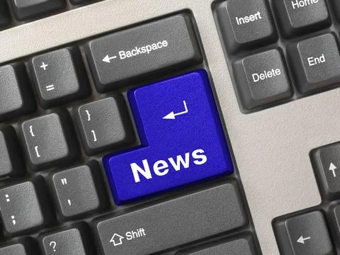 Computer keyboard - key News Computer keyboard - key News, conceptual tech... Foto stock
