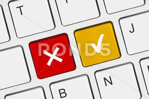 Computer keyboard with Yes and No keys Stock Photos