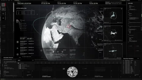 Computer Matrix Searching For Space Satellites To Analyze Target On World Map Vídeos de archivo 309950373