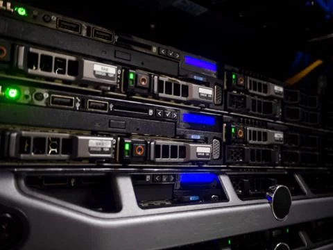 Computer Network Telecommunication Ethernet Cables Connected to Internet Swit Foto stock