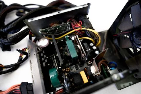 Computer power supply people with multiple electrical power outputs - Foto stock