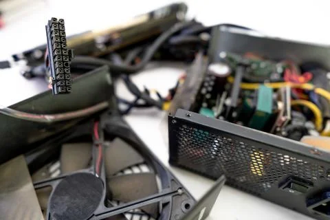 Computer power supply people with multiple electrical power outputs - Foto stock