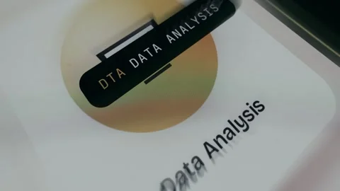 Computer screen icon with a graph and a magnifying glass for Dana Analysis 스톡 동영상 334538222
