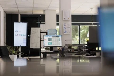 Computer screens on with statistics and data Foto stock