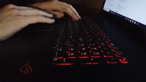 Computer Search 動画素材 111222364