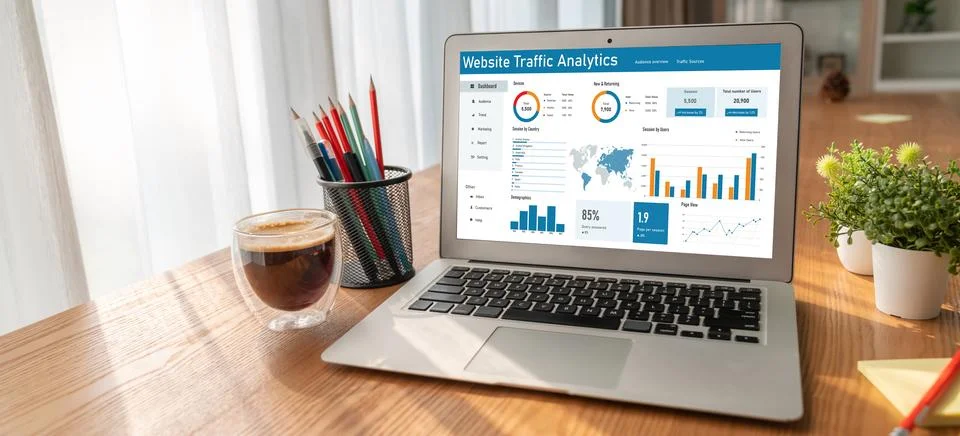 Computer software for website traffic analytics data on computer screen snugly Foto stock