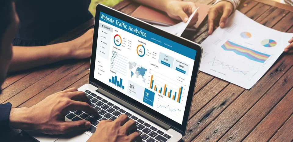 Computer software for website traffic analytics data on computer screen snugly Stock Photos