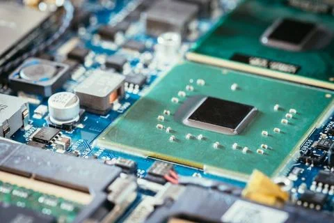 Computer Technology: Close up of a computer chip on a circuit board Comput... Foto stock