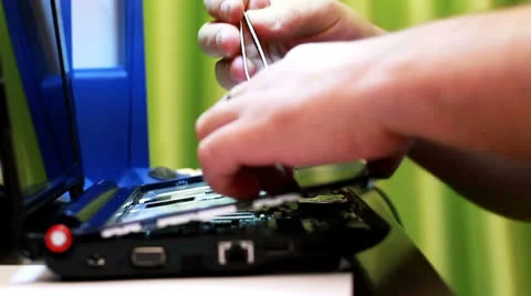 Computer Troubleshooting Stock-Footage 24662472