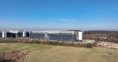 Computing infrastructure company, building, computing center, data center 库存影片 305019492