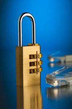 The concept of an encrypted Internet connection. Golden padlock. Foto stock