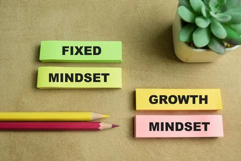 Concept of Fixed Mindset or Growth Mindset write on sticky notes Stock Photos