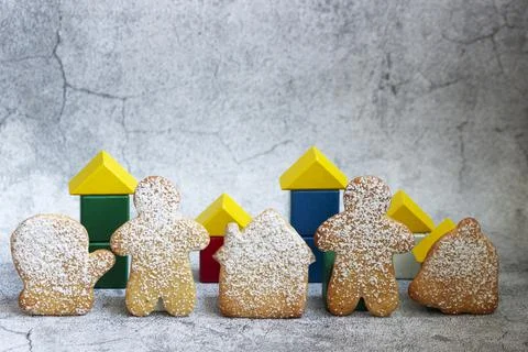 Concept of gingerbread and cubes in support of the stay at home promotion. Stock-Fotos