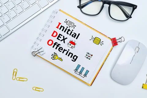 Concept ido or Initial DEX Offering with abstract icons. Stockfoto's