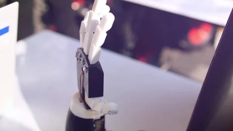 The concept of industrial production of artificial intelligence robotic hand 스톡 동영상 334587149