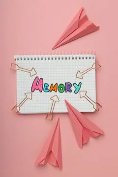 Concept of problems with memory, amnesia disease on pink background Foto stock