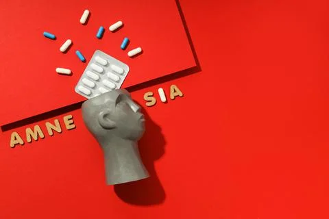 Concept of problems with memory, amnesia, space for text Stockfoto's