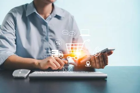 Concept of procurement technology shopper using computer or laptop for onli.. 写真素材